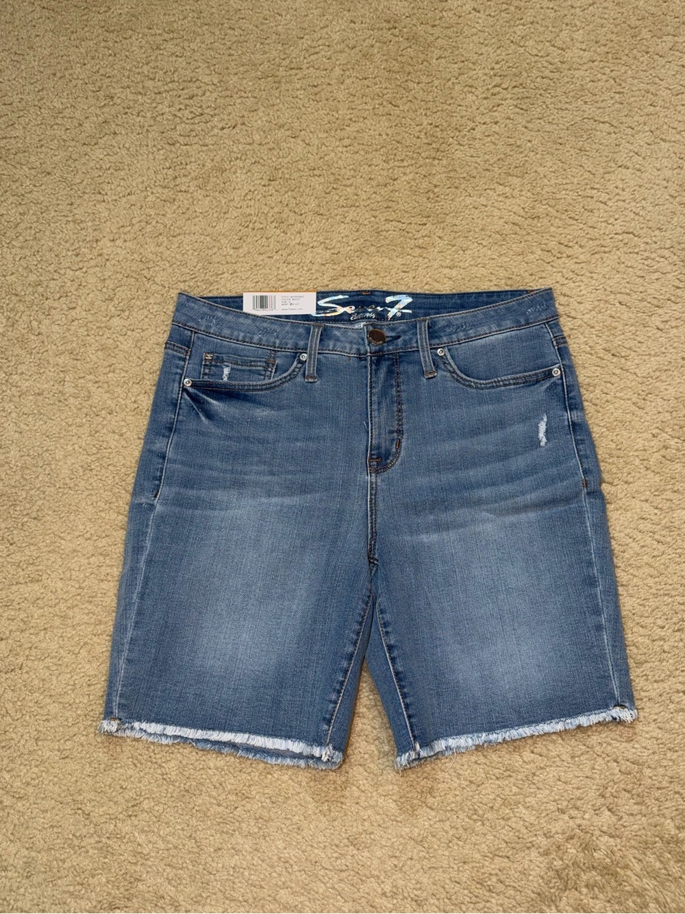 🔷NWT Seven7 Sunset Bermuda Shorts🔷